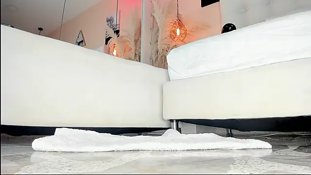 AmelyaMann online show from March 2, 2025, 6:46 pm