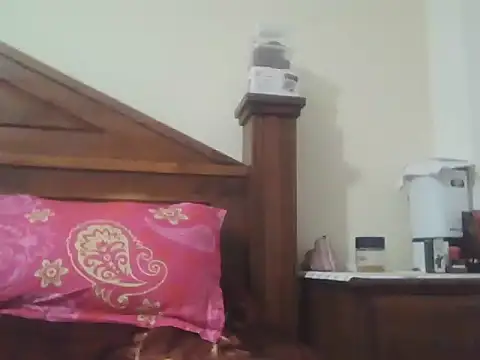 Nuttysub online show from February 7, 2026, 1:57 am