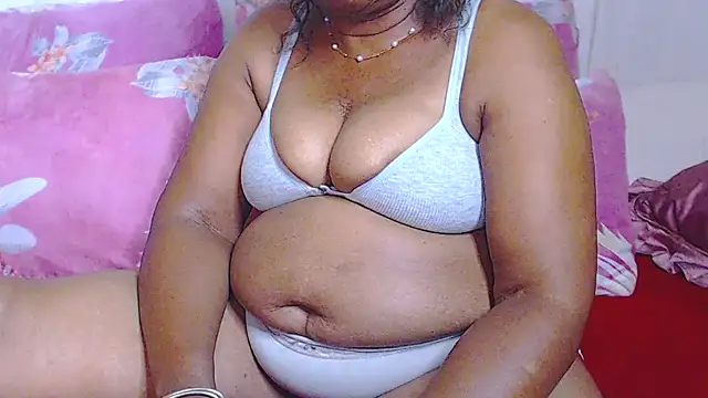 Freakyassnwildx online show from February 23, 2026, 7:42 am