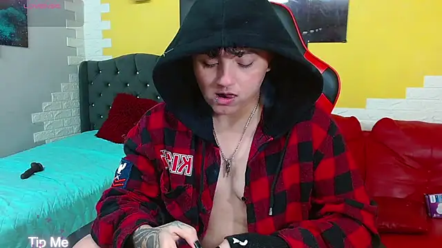 Snapshot of isabeautyx19 chatting on February 25, 2026, 2:23 am isabeautyx19 online show from February 25, 2026, 2:23 am