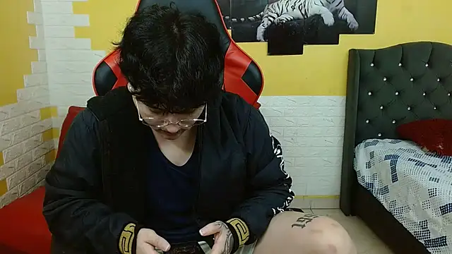 Snapshot of isabeautyx19 chatting on December 18, 2025, 2:16 am isabeautyx19 online show from December 18, 2025, 2:16 am