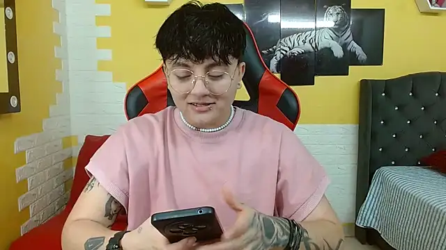 Snapshot of isabeautyx19 chatting on December 21, 2025, 3:08 am isabeautyx19 online show from December 21, 2025, 3:08 am