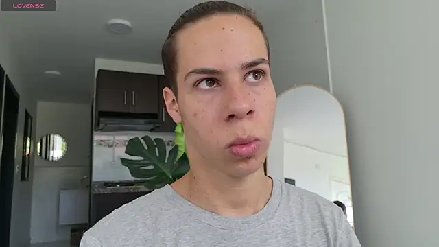 grey   27 online show from September 19, 2025, 5:06 pm