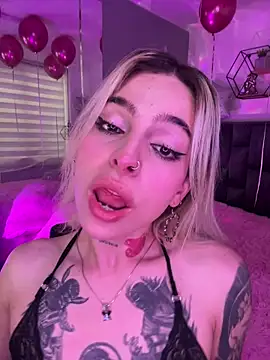 Bonnie vega online show from February 1, 2026, 9:35 pm