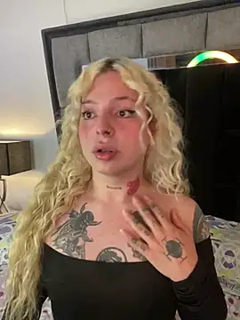 Bonnie vega online show from February 6, 2025, 7:40 pm