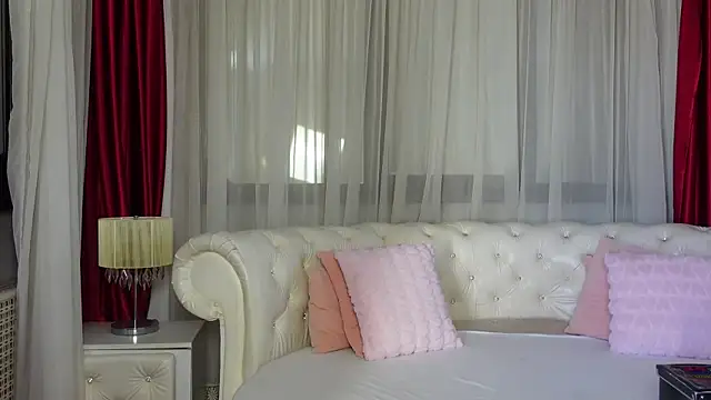 NinaCrystal1 online show from March 21, 2025, 11:22 am