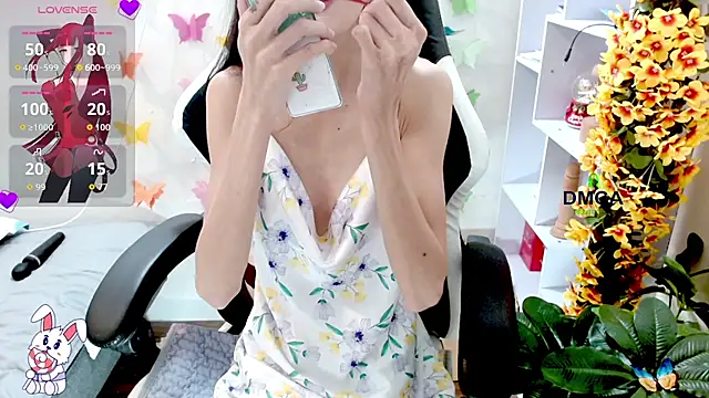 ChangChang  online show from May 22, 2026, 1:14 am
