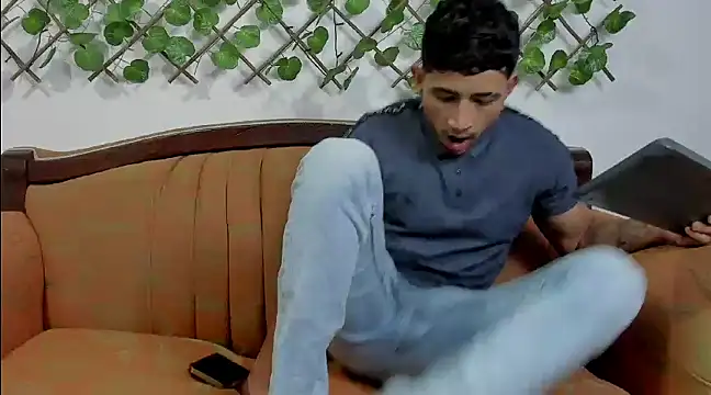 Snapshot of nicky_vances chatting on December 11, 2024, 7:36 pm nicky vances online show from December 11, 2024, 7:36 pm