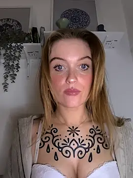 Goldloeckchen159 online show from October 11, 2025, 5:25 pm