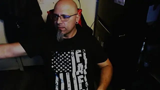 KrazyLegz online show from May 3, 2026, 3:59 pm
