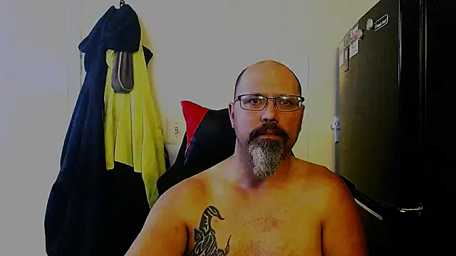 KrazyLegz online show from December 1, 2024, 6:24 pm