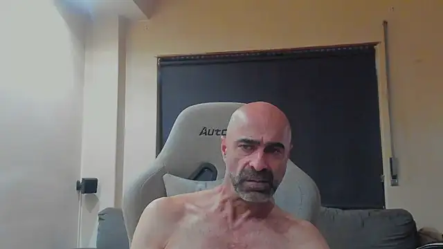 Snapshot of Bicopflirt chatting on June 11, 2026, 7:00 pm Bicopflirt online show from June 11, 2026, 7:00 pm