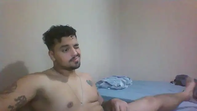 Xcumshot33 online show from October 15, 2025, 7:44 pm