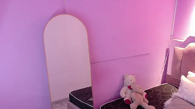 LoveQueen2 online show from March 29, 2026, 11:56 am