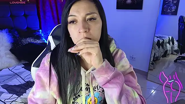 Majuu   online show from November 15, 2025, 11:25 am