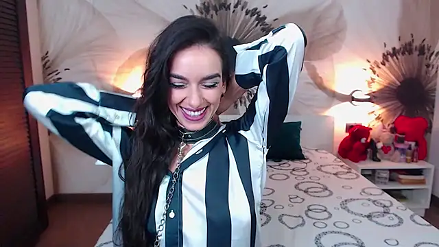 KatherineBisou online show from January 6, 2026, 8:57 pm