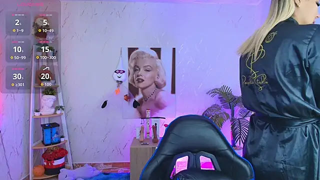 Snapshot of SALOOMEE__ chatting on November 24, 2025, 11:10 am SALOOMEE online show from November 24, 2025, 11:10 am