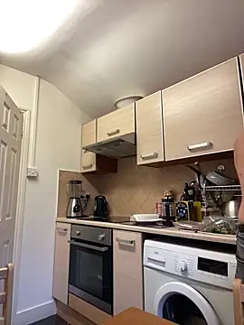 Snapshot of Yourhotboy_42 chatting on February 20, 2026, 4:42 pm Yourhotboy 42 online show from February 20, 2026, 4:42 pm