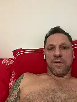 Snapshot of Yourhotboy_42 chatting on February 14, 2026, 3:56 pm Yourhotboy 42 online show from February 14, 2026, 3:56 pm