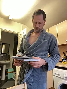 Yourhotboy 42 online show from December 5, 2025, 2:26 pm