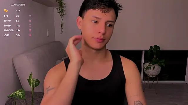 Snapshot of Alexxblue chatting on October 24, 2025, 5:39 am Alexxblue online show from October 24, 2025, 5:39 am