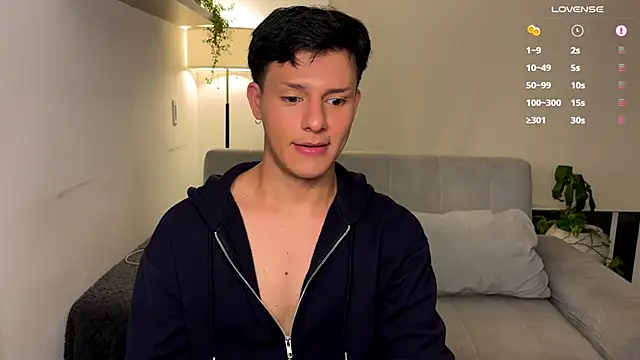 Snapshot of Alexxblue chatting on November 22, 2025, 3:05 am Alexxblue online show from November 22, 2025, 3:05 am