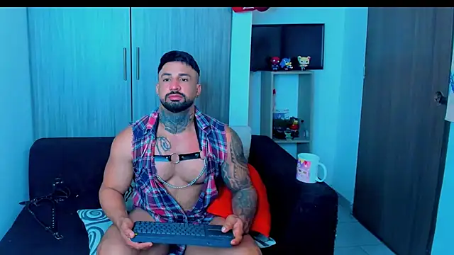 Snapshot of naugthy_dominant chatting on November 10, 2025, 11:59 am naugthy dominant online show from November 10, 2025, 11:59 am