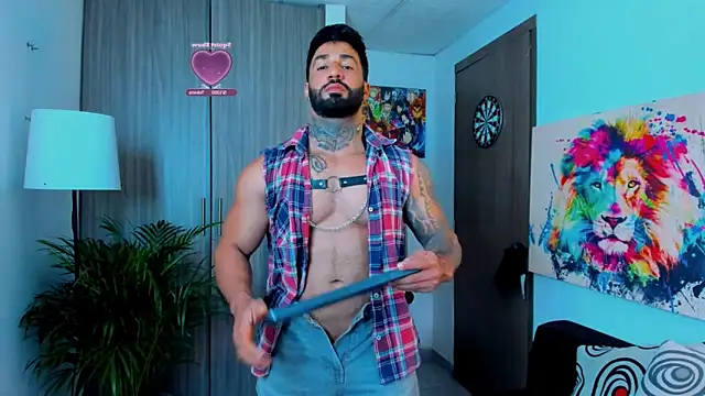 Snapshot of naugthy_dominant chatting on October 24, 2025, 3:00 pm naugthy dominant online show from October 24, 2025, 3:00 pm