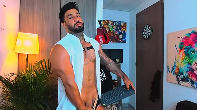 Snapshot of naugthy_dominant chatting on October 13, 2025, 1:23 pm naugthy dominant online show from October 13, 2025, 1:23 pm