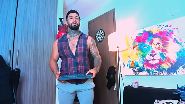 Snapshot of naugthy_dominant chatting on October 15, 2025, 2:03 pm naugthy dominant online show from October 15, 2025, 2:03 pm