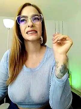 Alessandra Schmoll online show from March 15, 2025, 9:41 am