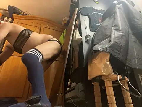 ElPollo77 online show from September 29, 2025, 8:54 am