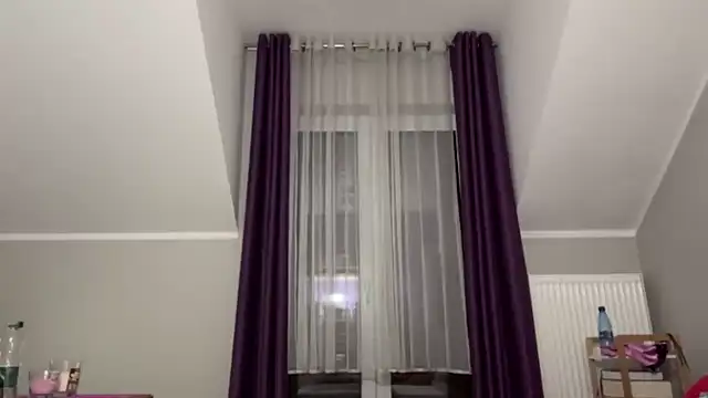 Snapshot of DESIREjenny chatting on October 14, 2025, 7:20 am DESIREjenny online show from October 14, 2025, 7:20 am