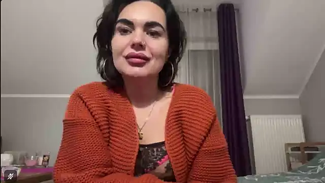 Snapshot of DESIREjenny chatting on December 2, 2025, 8:16 am DESIREjenny online show from December 2, 2025, 8:16 am