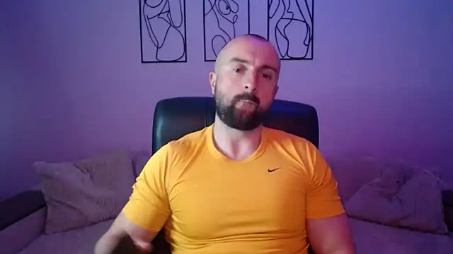brindlefly6969 online show from May 20, 2026, 10:45 am