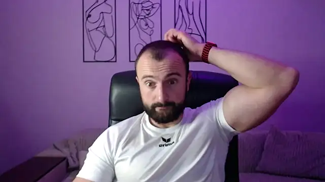 brindlefly6969 online show from October 17, 2025, 11:01 am