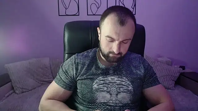 Snapshot of brindlefly6969 chatting on February 12, 2026, 1:11 pm brindlefly6969 online show from February 12, 2026, 1:11 pm