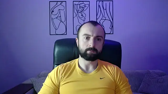 brindlefly6969 online show from November 29, 2025, 12:16 pm