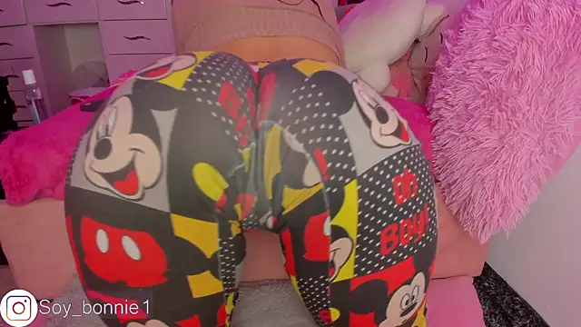 bonnie moon online show from January 8, 2025, 3:51 am