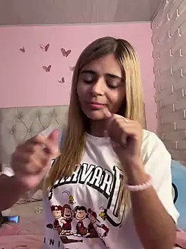 Snapshot of pamell_col chatting on January 7, 2025, 1:38 am pamell col online show from January 7, 2025, 1:38 am