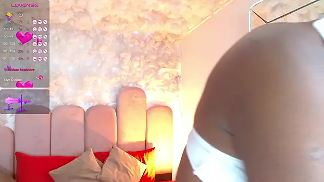 puca ebony online show from April 14, 2026, 4:45 pm