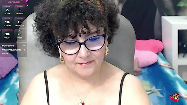 cataleya mom online show from March 16, 2025, 3:58 am