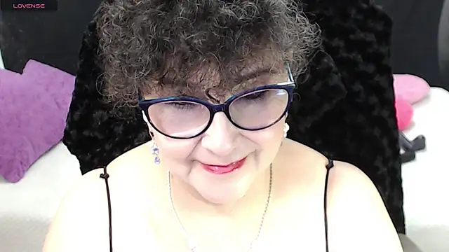 cataleya mom online show from March 3, 2025, 3:05 am