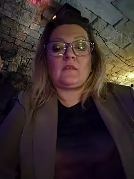 Snapshot of lady_charlyne chatting on November 7, 2025, 8:24 pm lady charlyne online show from November 7, 2025, 8:24 pm