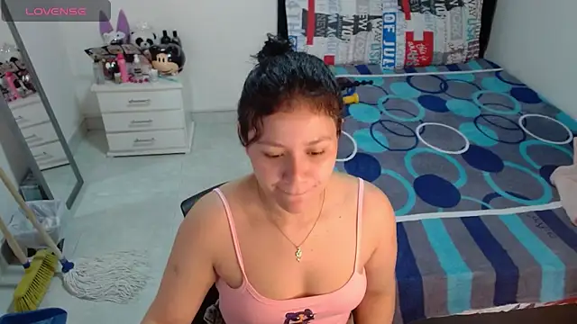 soniafuckboobs online show from April 13, 2026, 12:09 pm