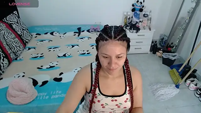 Snapshot of soniafuckboobs chatting on February 17, 2026, 2:47 pm soniafuckboobs online show from February 17, 2026, 2:47 pm