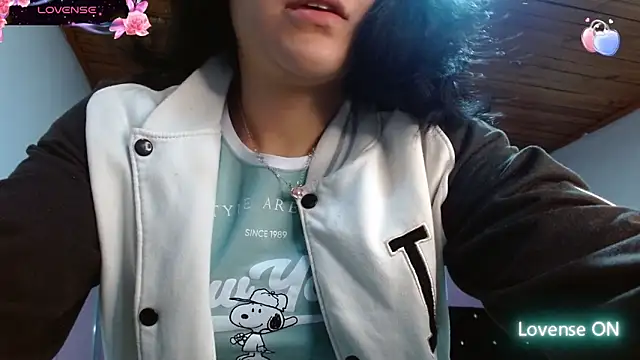 soniafuckboobs online show from March 4, 2025, 12:33 pm