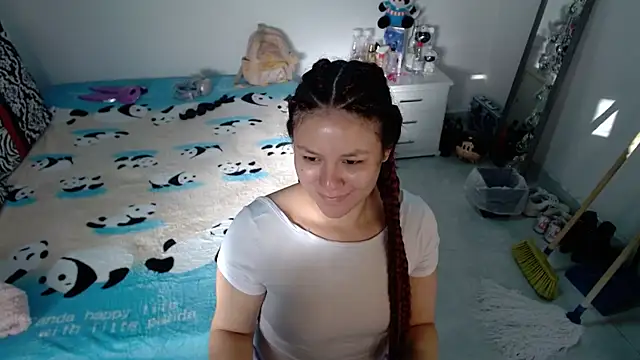 Snapshot of soniafuckboobs chatting on February 20, 2026, 12:18 pm soniafuckboobs online show from February 20, 2026, 12:18 pm