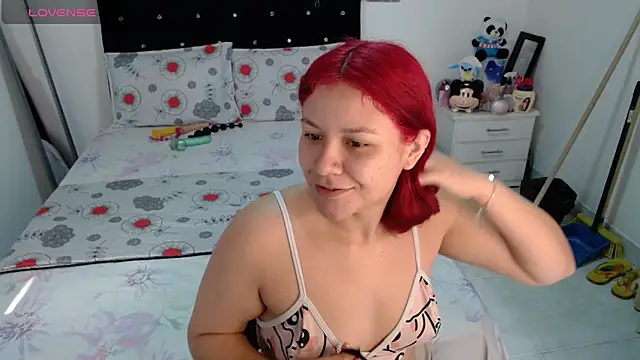 Snapshot of soniafuckboobs chatting on April 28, 2026, 12:20 pm soniafuckboobs online show from April 28, 2026, 12:20 pm