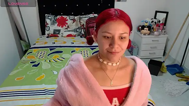 Snapshot of soniafuckboobs chatting on April 24, 2026, 12:18 pm soniafuckboobs online show from April 24, 2026, 12:18 pm